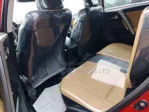 Toyota RAV4 2017 Red
