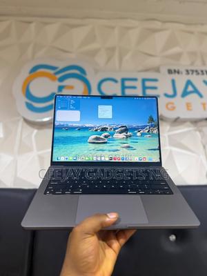 Laptop Apple MacBook Pro 2023 M3 16GB Apple M3 SSD 1T