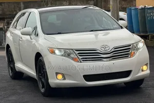 Toyota Venza Limited 2011 White