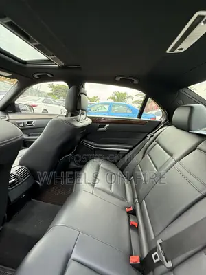 Mercedes-Benz E350 Base 4dr Sedan RWD (3.5L 6cyl 7A) 2013 Black