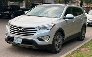 Hyundai Santa Fe 2015 Gold