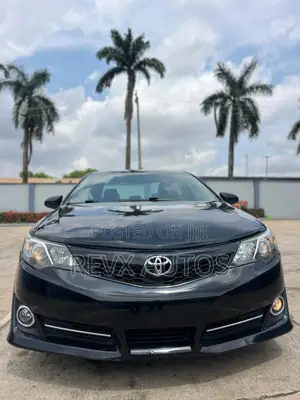 Toyota Camry SE 4dr Sedan (2.5L 4cyl 6A) 2013 Black