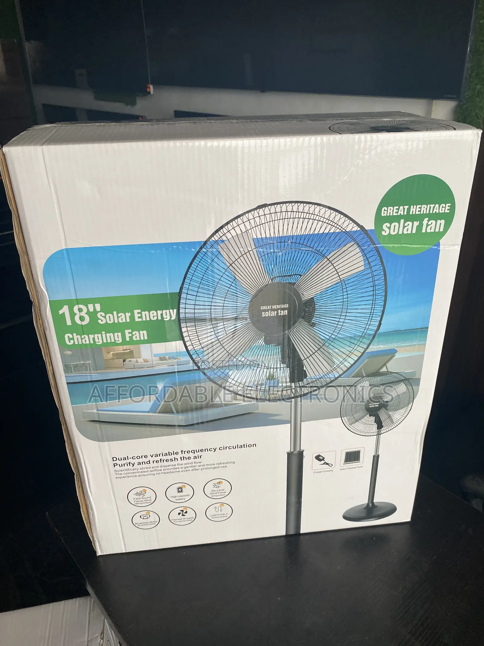 New 18” Great Heritage Solar Generator With Charger and Solar Panel