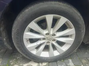 Toyota Venza 2015 Silver