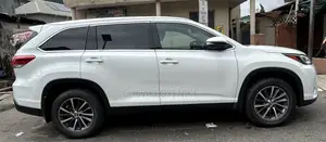 Toyota Highlander 2019 White