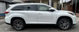 Toyota Highlander 2019 White
