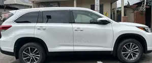 Toyota Highlander 2019 White