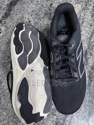 Clean Uk Used New Balance Evoz 3 Running Sneakers