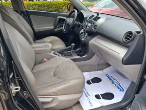 Toyota RAV4 4x4 2009 Black