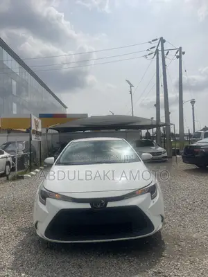 Toyota Corolla 2019 White