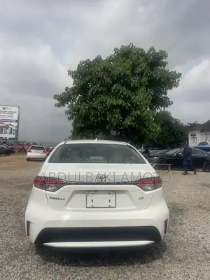 Toyota Corolla 2019 White