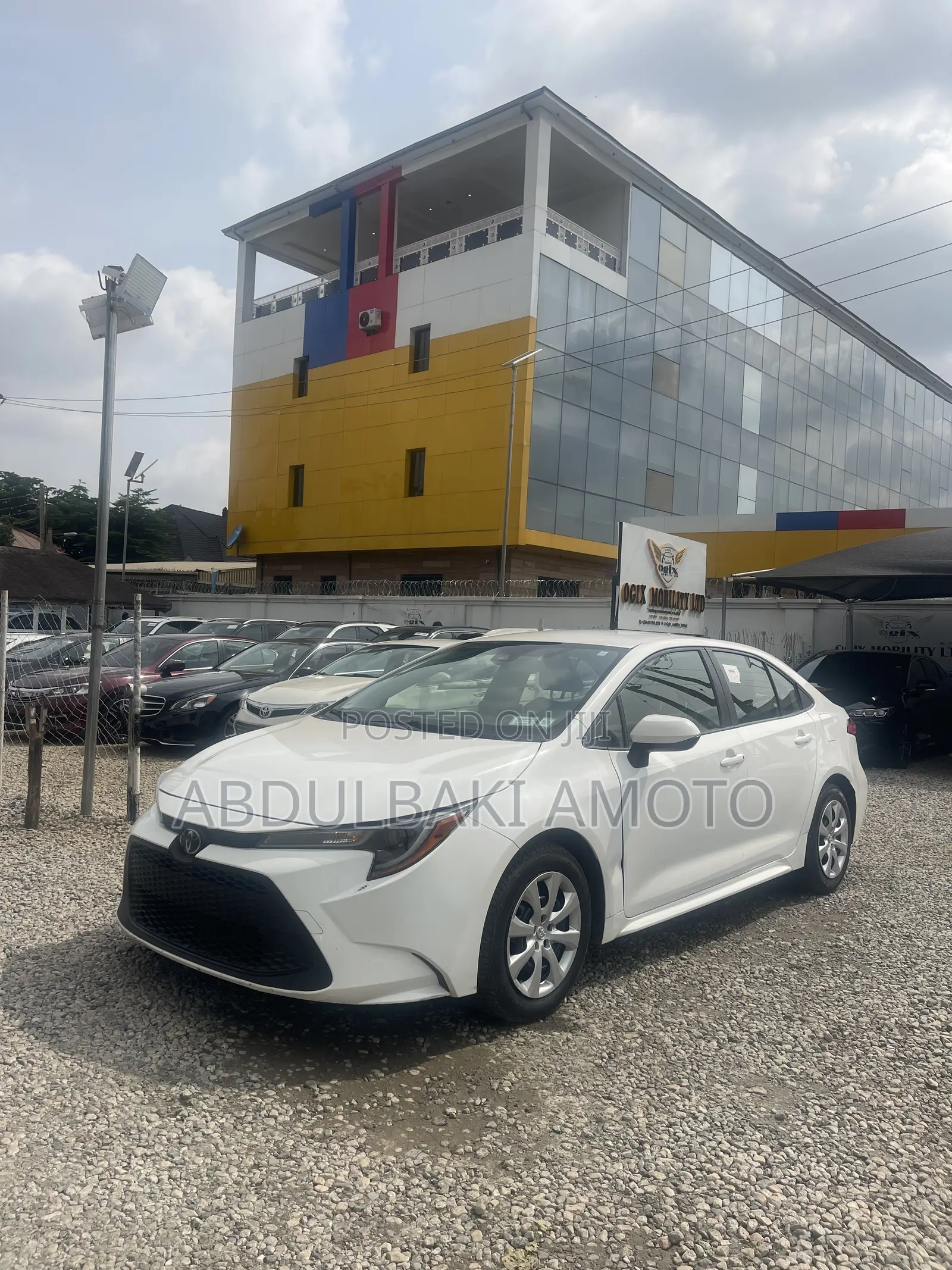 Toyota Corolla 2019 White