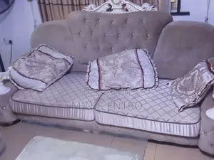 Royal Ceramic Chair