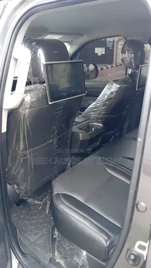 Toyota Tundra Limited 2022 Black