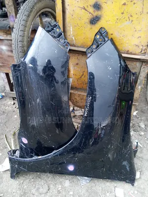 Fenders Hillux 2015