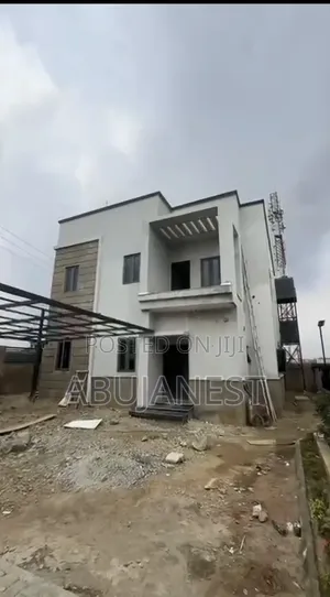 3bdrm Duplex in Newly Built Fully, Jahi for rent
