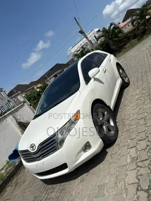 Toyota Venza V6 AWD 2010 White
