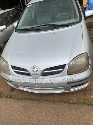 Nissan Almera 2005 Silver