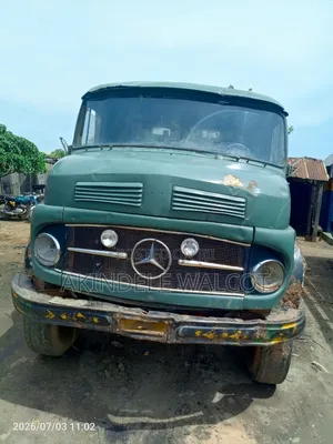 Mercedes Benz Tipper