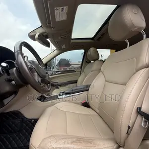 Mercedes-Benz M Class ML350 4dr SUV (3.5L 6cyl 7A) 2015 Black
