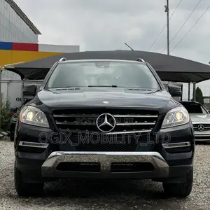 Mercedes-Benz M Class ML350 4dr SUV (3.5L 6cyl 7A) 2015 Black