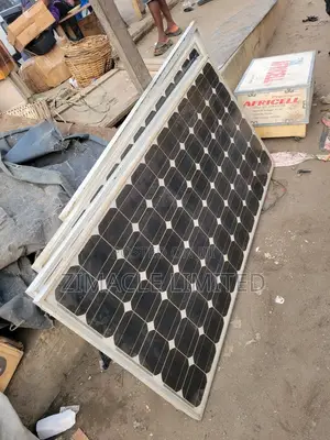 300w Canadian Solar Panel