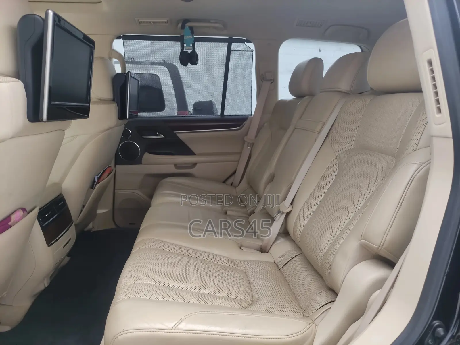 Lexus LX 2016 Beige