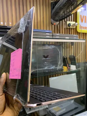 Laptop HP Spectra 13 16GB Intel Core i7 SSD 512GB