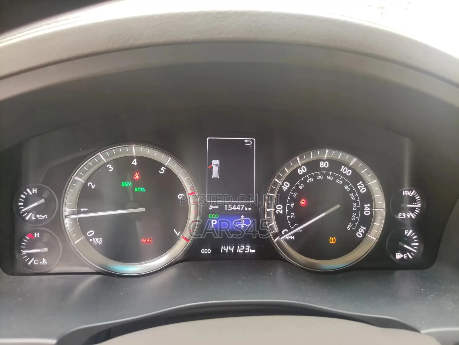 Lexus LX 2016 Beige