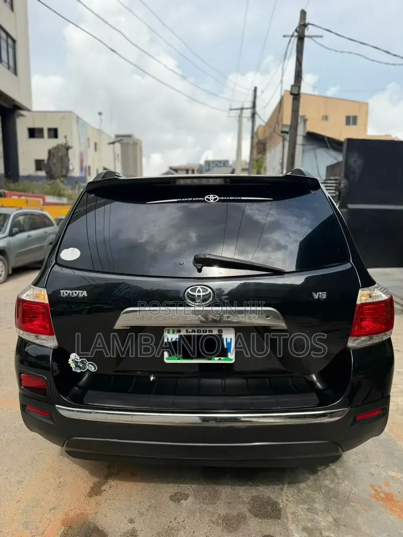Toyota Highlander 2010 Black