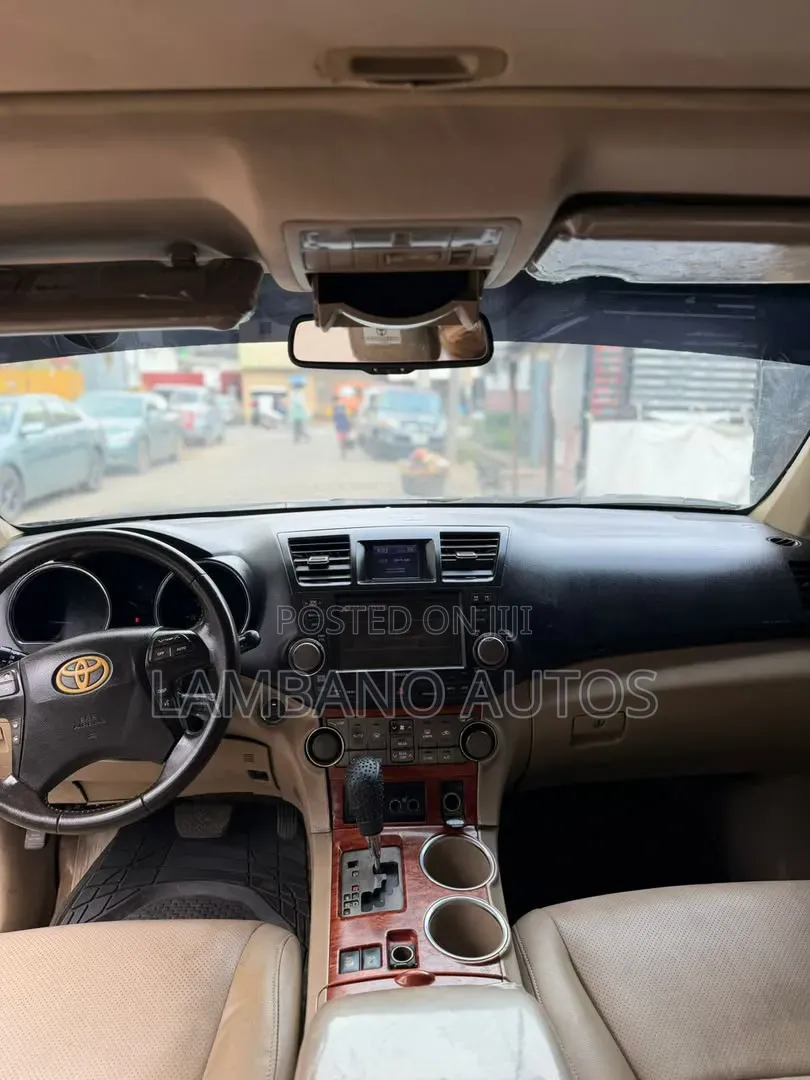 Toyota Highlander 2010 Black