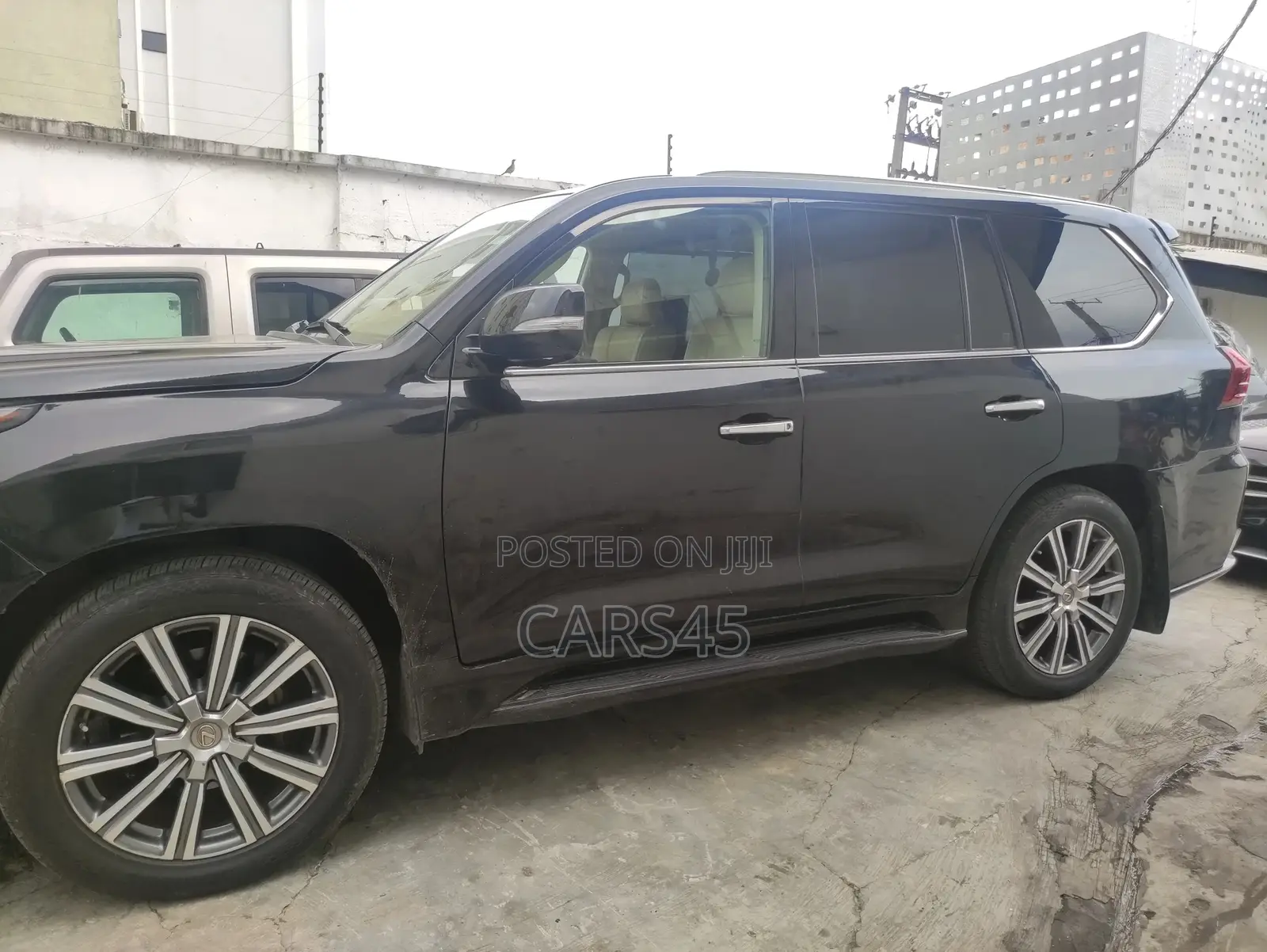 Lexus LX 2016 Beige