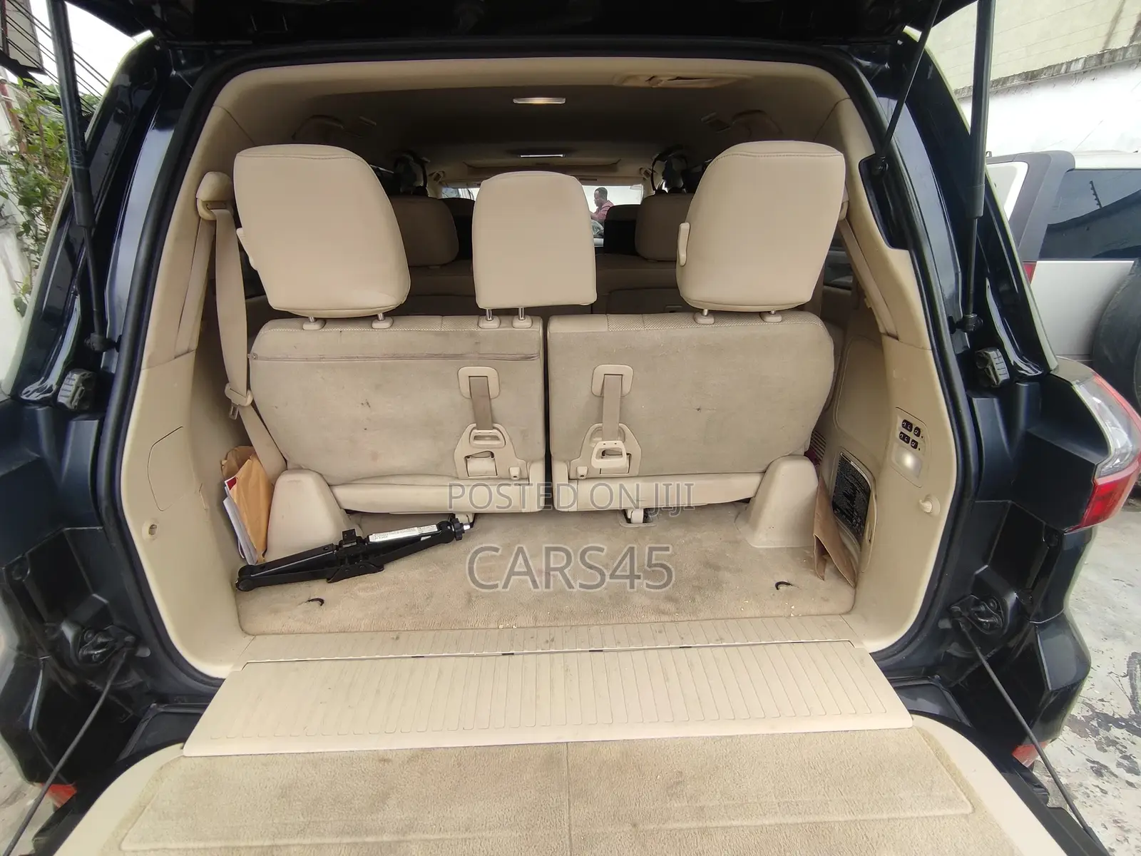Lexus LX 2016 Beige