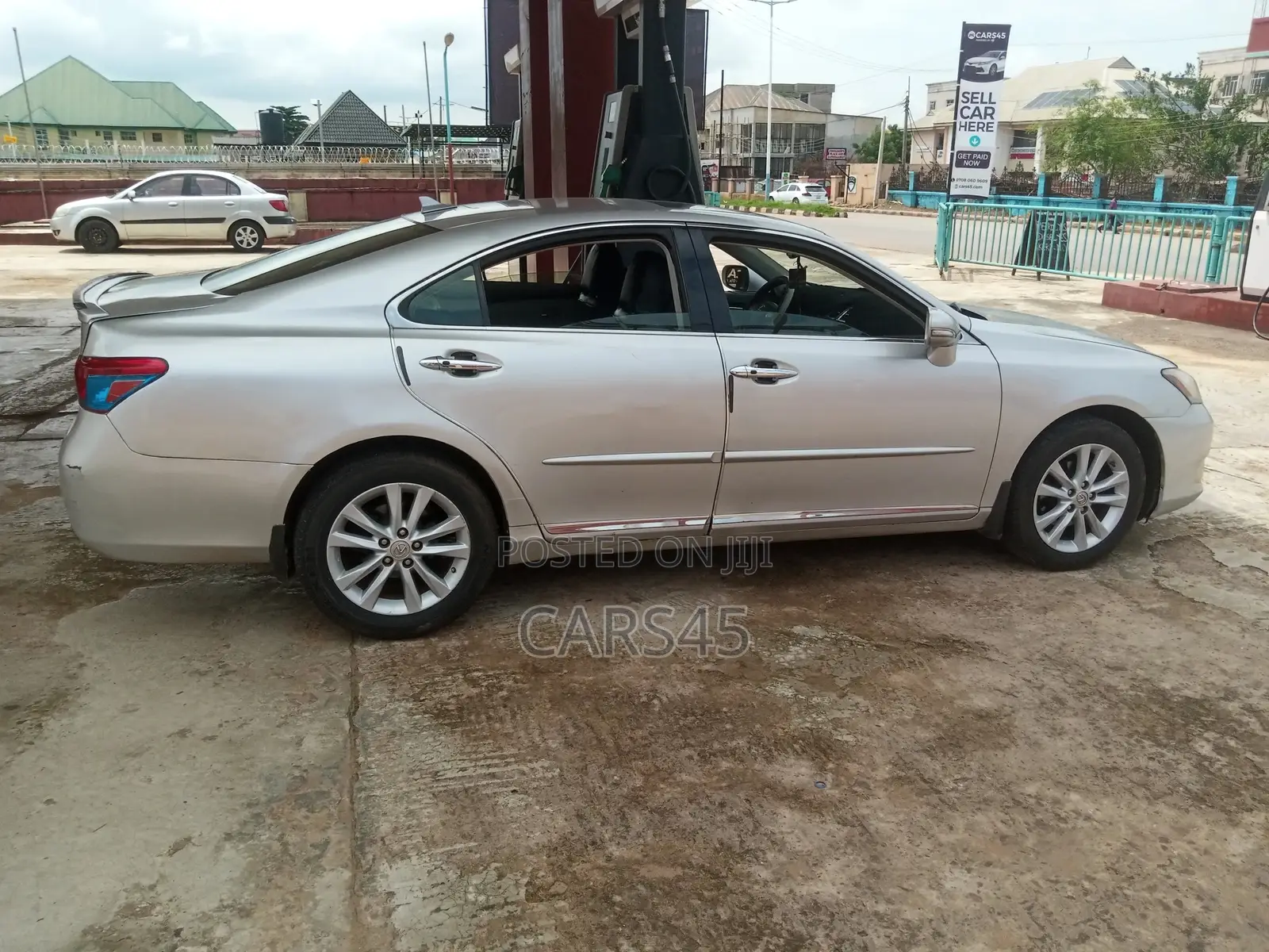 Lexus ES 2011 Silver