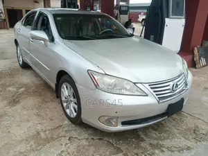 Lexus ES 2011 Silver