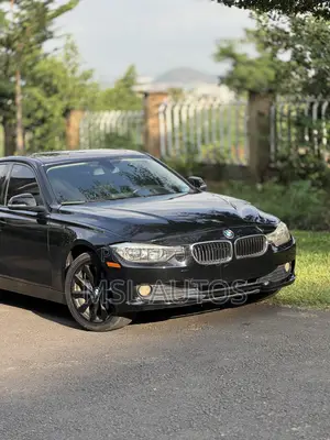 BMW 320i 2014 Black