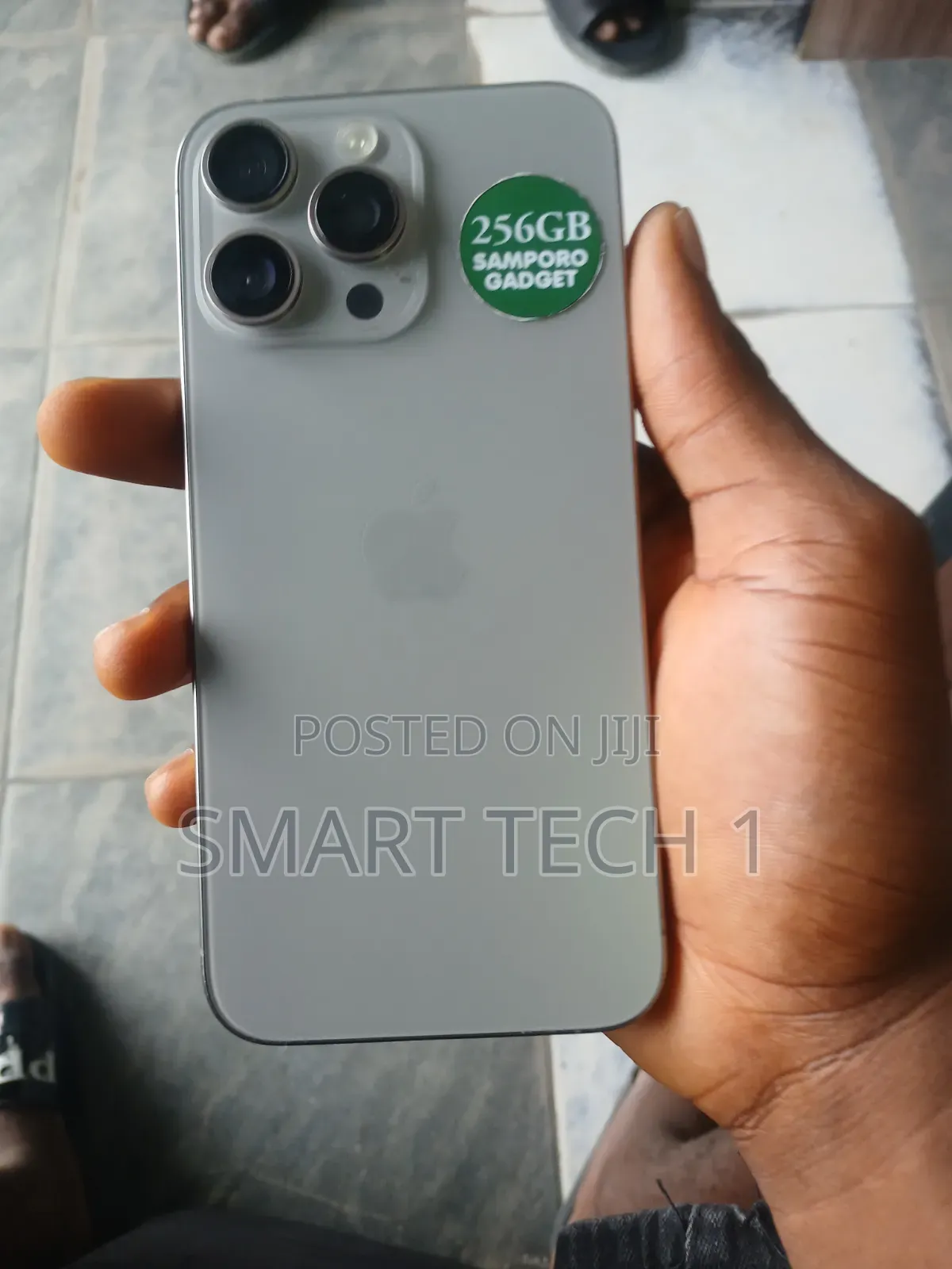 Apple iPhone 15 Pro Max 256 GB Silver