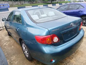 Toyota Corolla 2010 Blue
