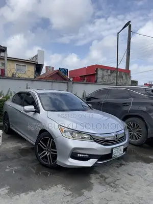 Honda Accord EX-L 4dr Sedan FWD (2.4L 4cyl 2A) 2013 Silver