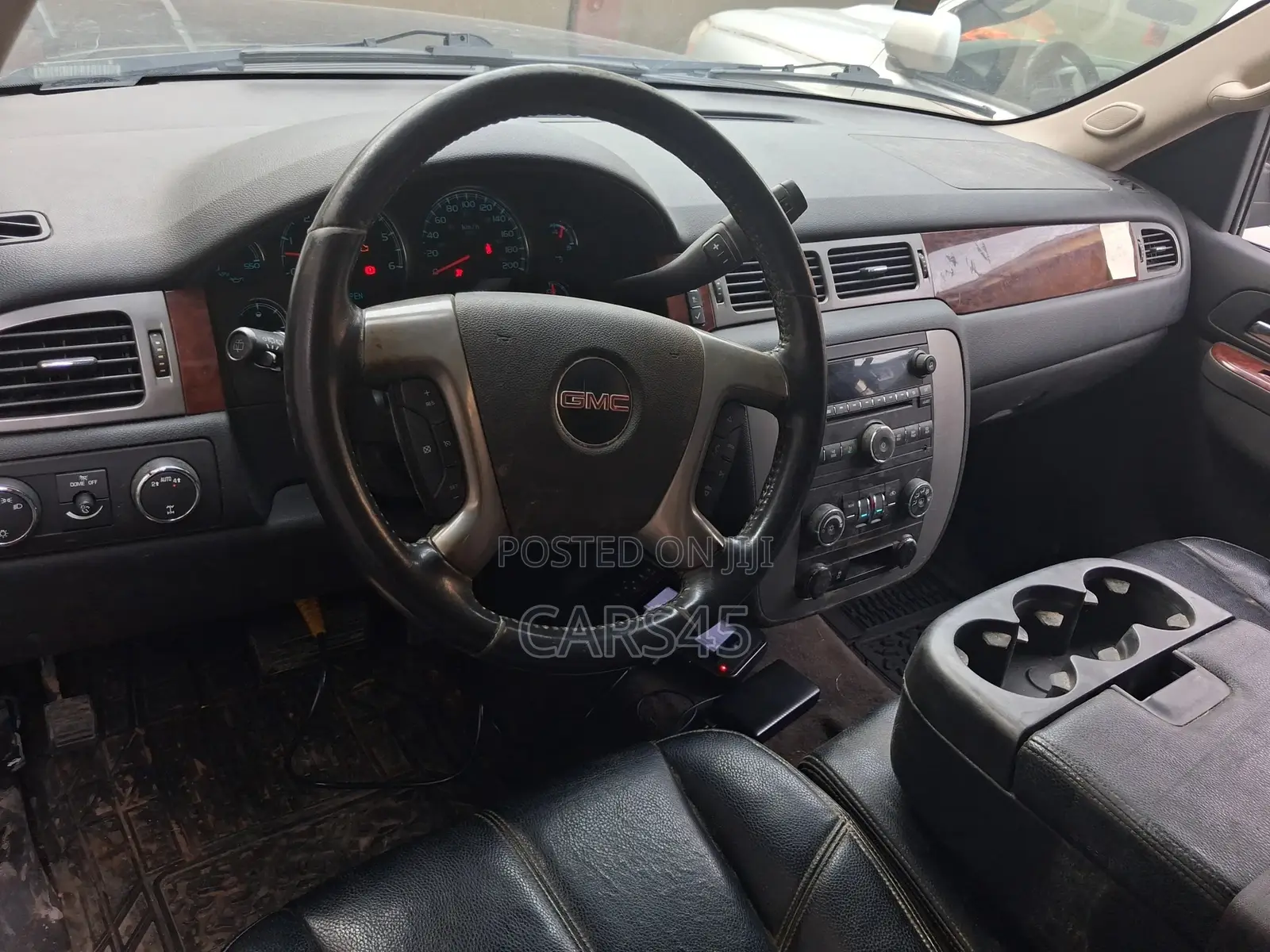 GMC Yukon 2012 Black