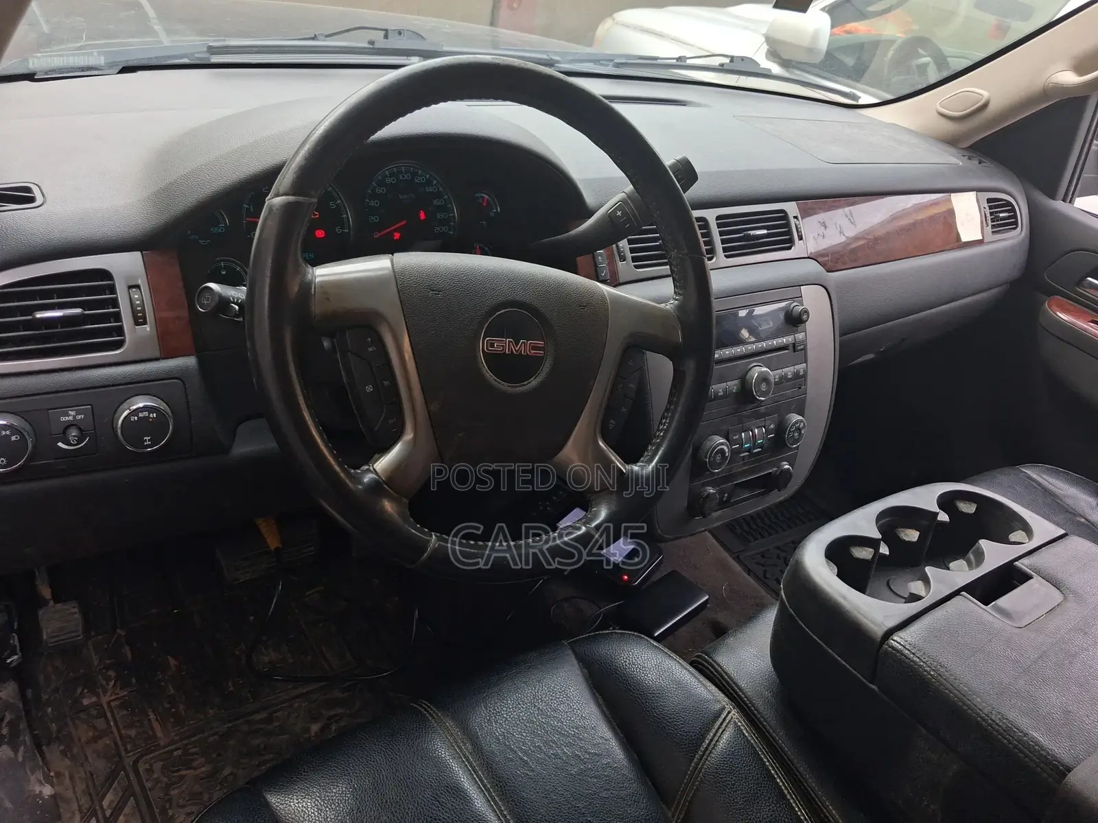 GMC Yukon 2012 Black