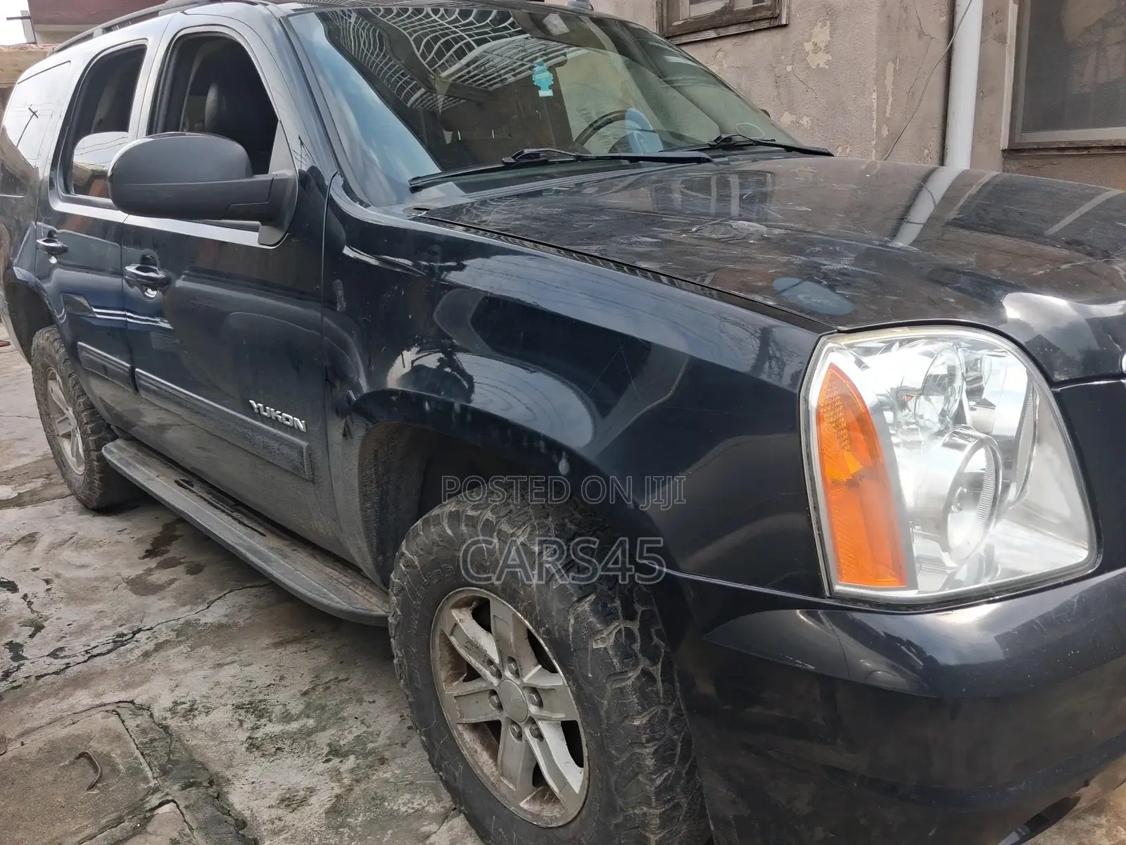GMC Yukon 2012 Black