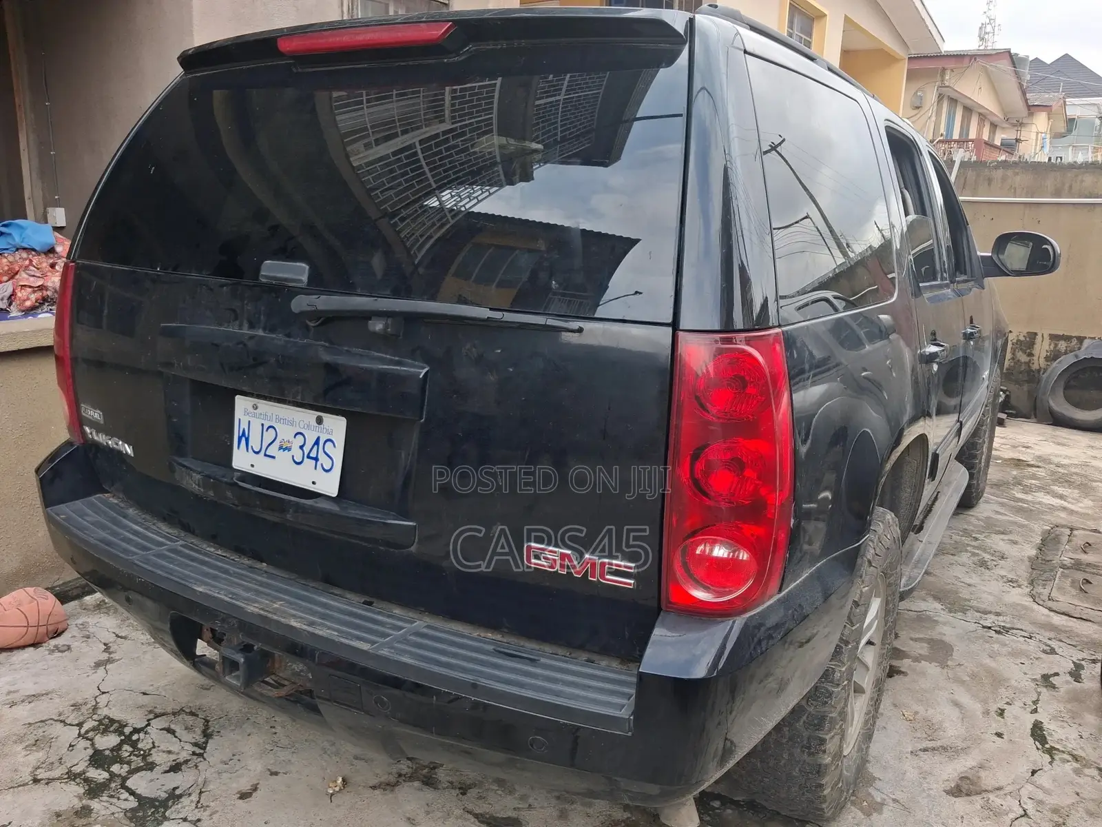 GMC Yukon 2012 Black