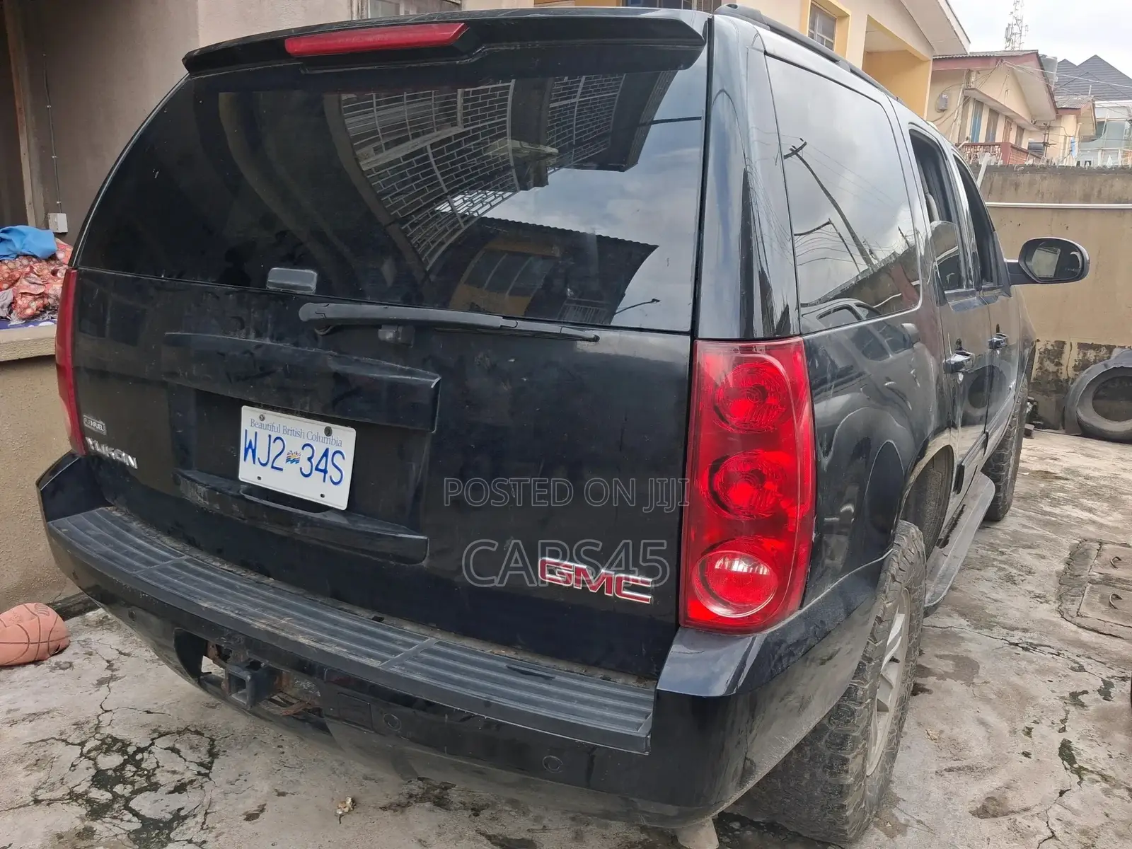GMC Yukon 2012 Black