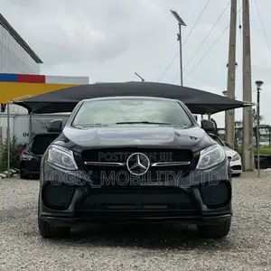 Mercedes-Benz GLE-Class 2017 Black