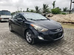 Hyundai Elantra 2012 Black