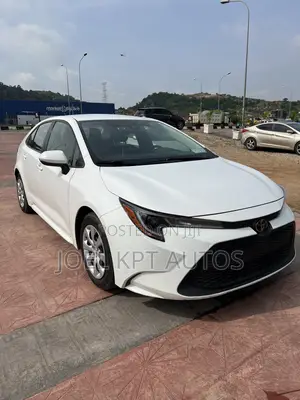 Toyota Corolla 2019 White