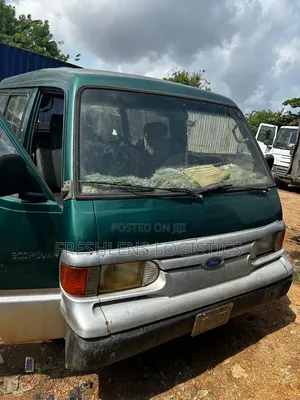 Mazda E2000 1998 Green