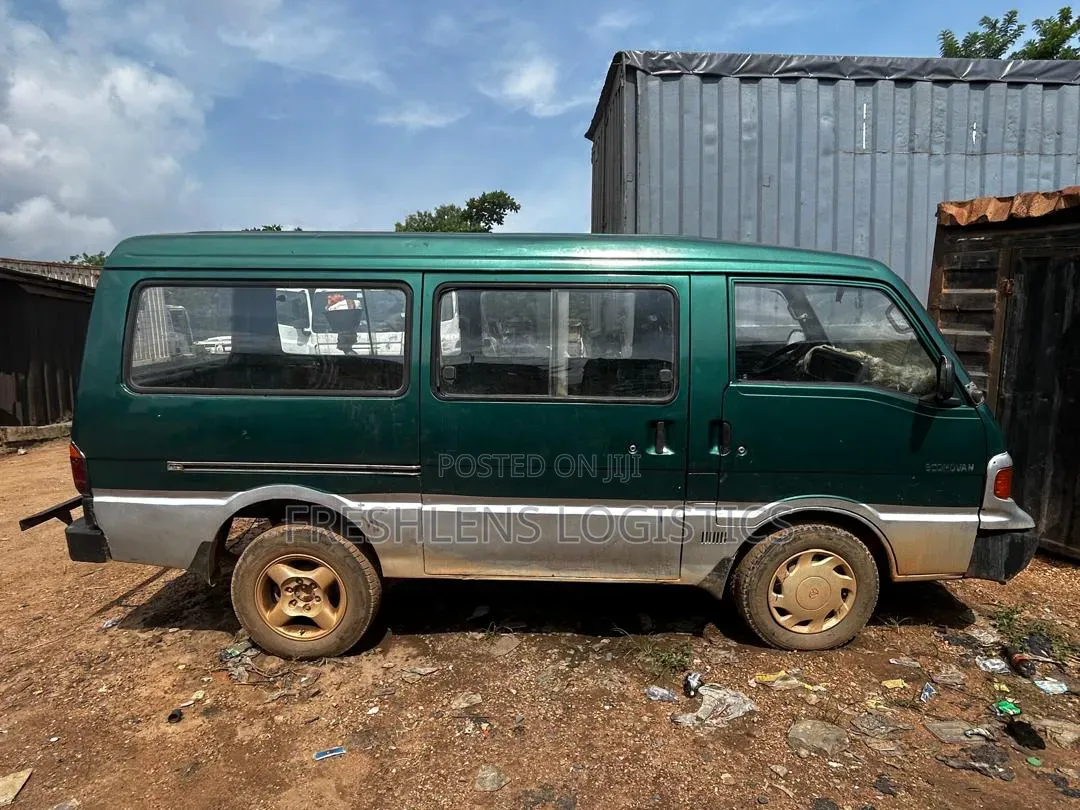 Mazda E2000 1998 Green