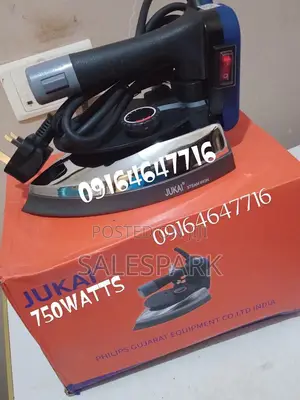 Jukal 750 Watts Steam Iron